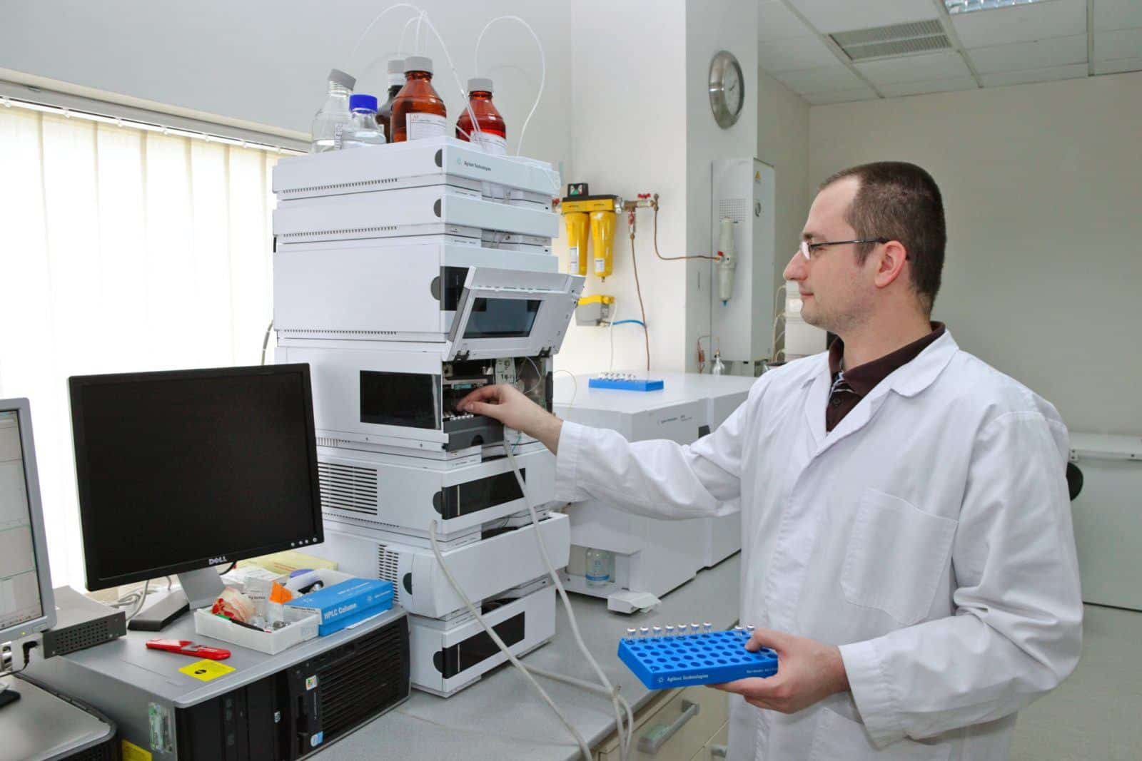 fotografie industriala fabrica medicamente