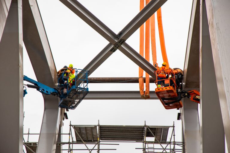 urmarire de santier foto video servicii documentare