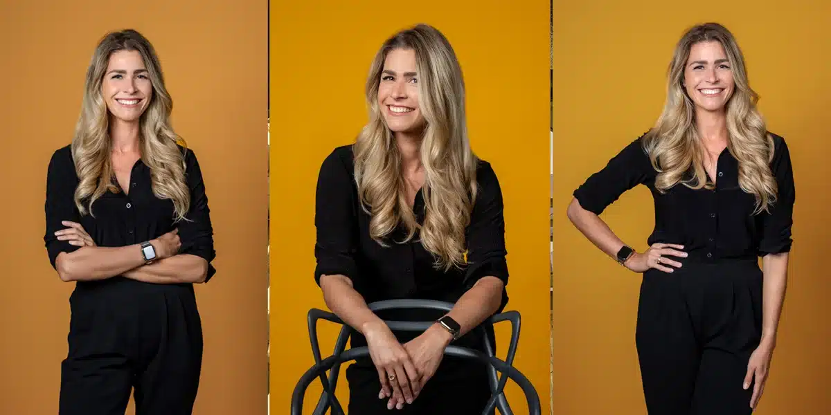 pozitii maini in fotografii business