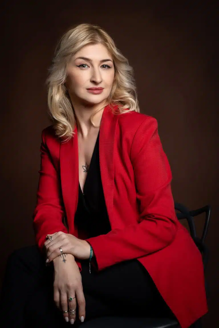 fotografii profesionale corporate, ședință foto business portret in studio foto dinbucuresti